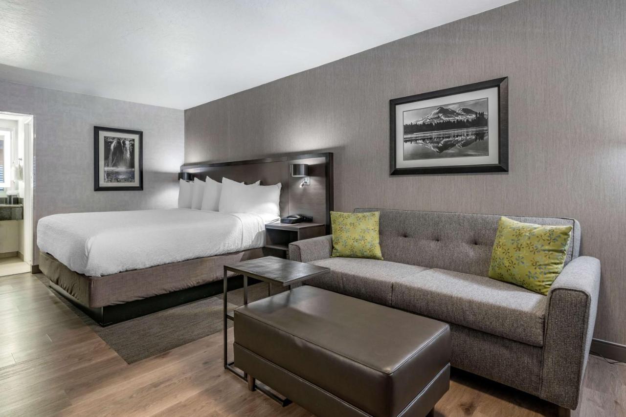 Best Western Plus Hilltop Inn Реддінг Екстер'єр фото